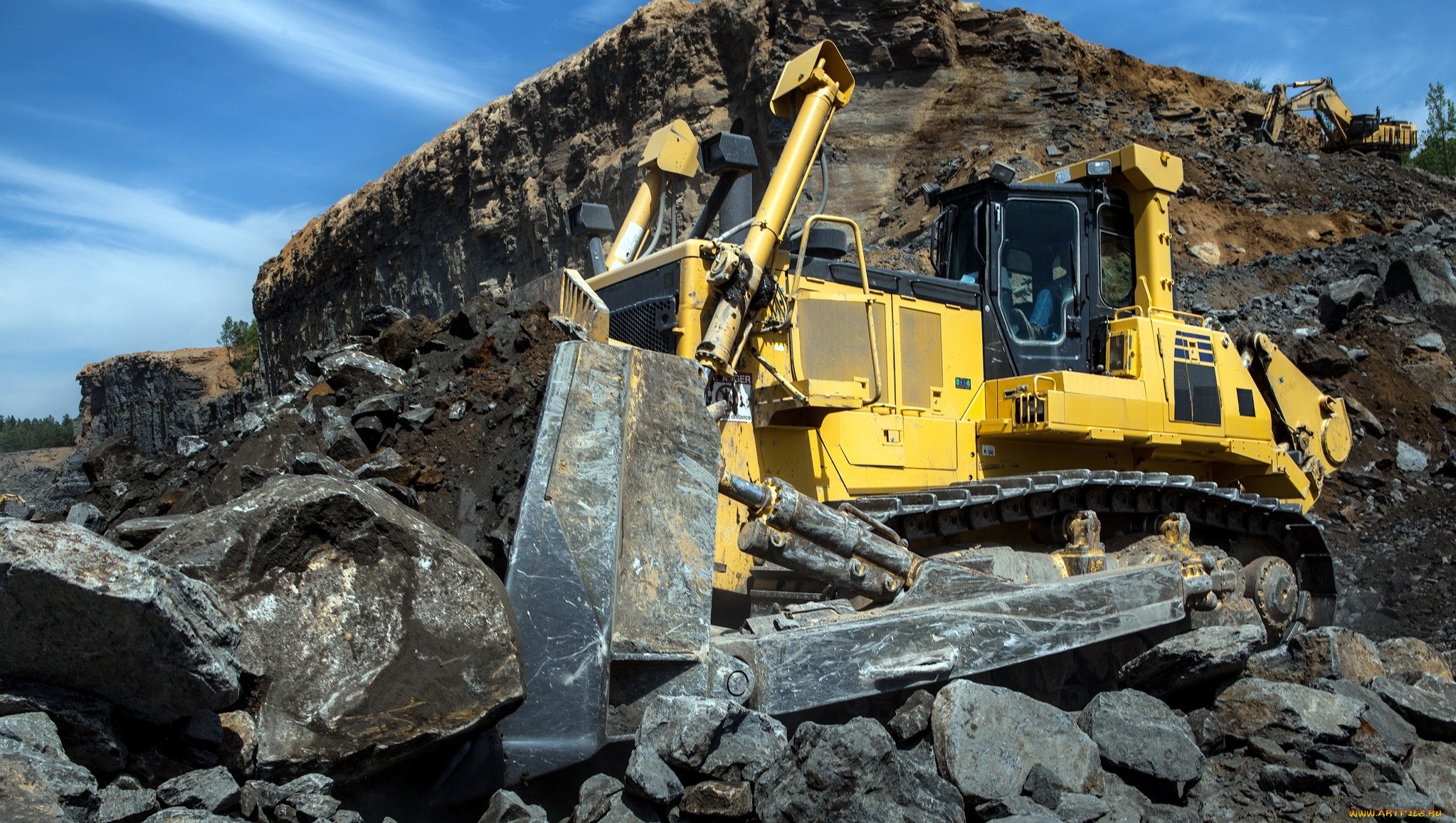 Бульдозер д 375. Komatsu d375. Komatsu d375a-8. Коматсу 375. Komatsu 275.